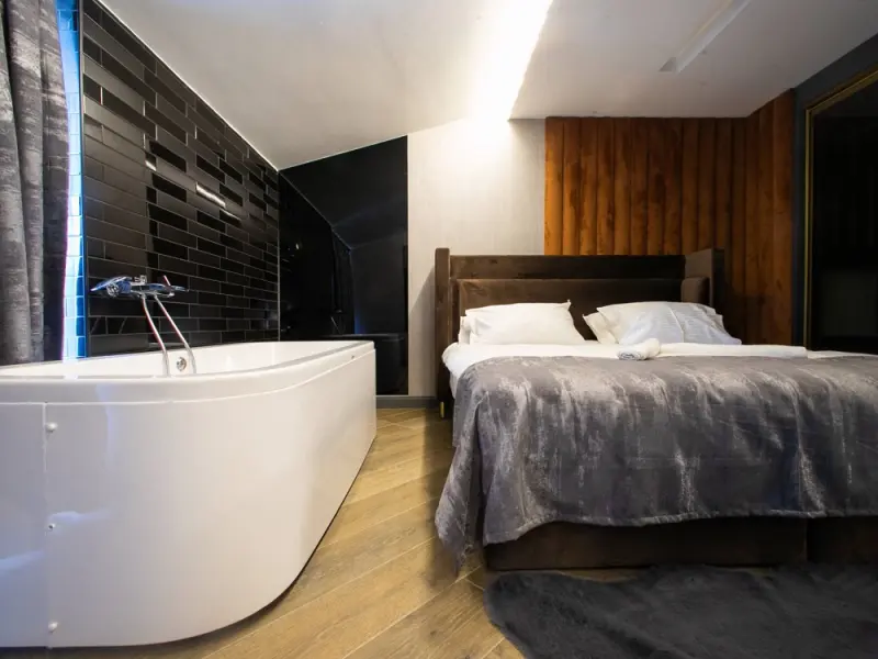 Mad Inn Hotel Spa 3