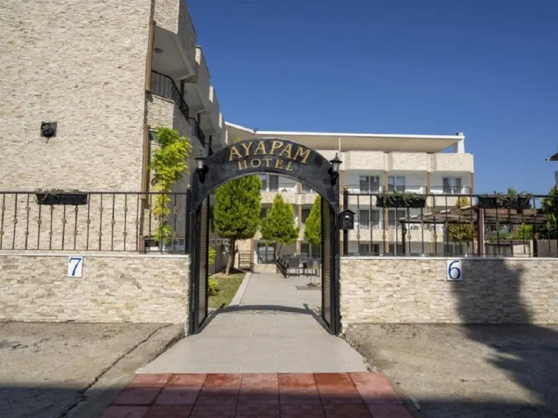 Ayapam Hotel 1