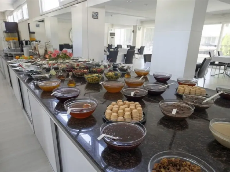 Ayapam Hotel 3