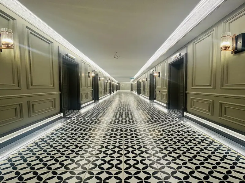 Lala Grand Hotel 3