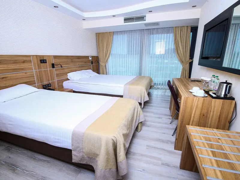 Volley Hotel 2
