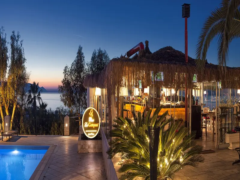 Carina Hotel 4