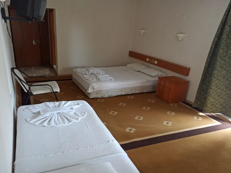 Dias Hotel 12