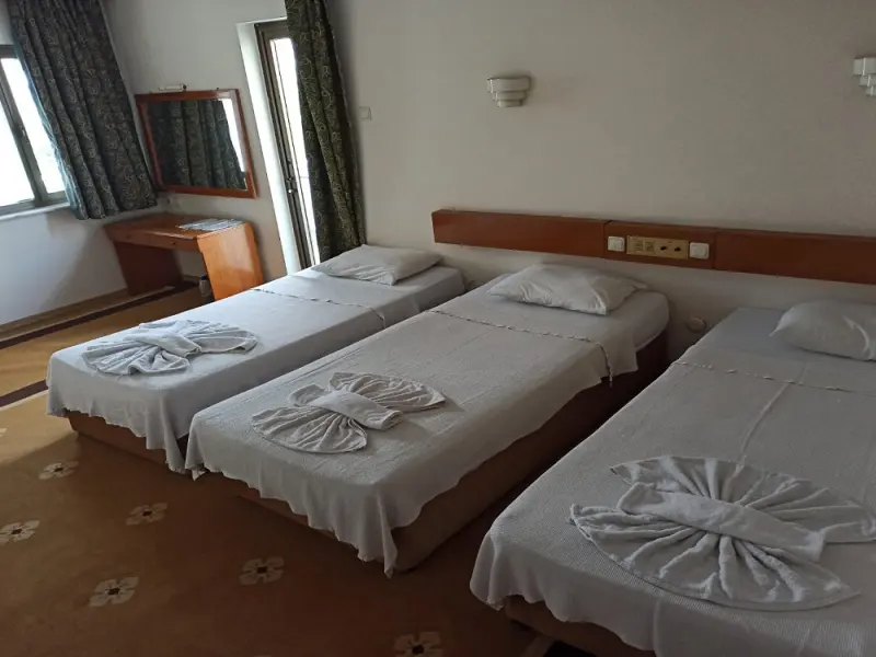 Dias Hotel 10