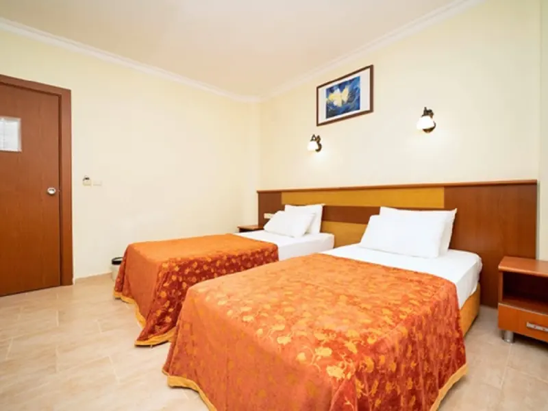 Mavruka Hotel 21