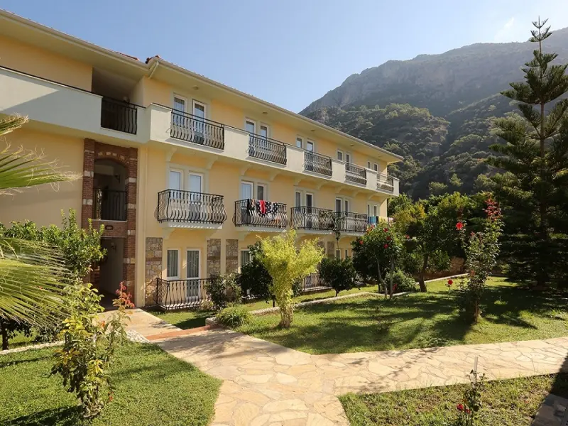 Mavruka Hotel 9