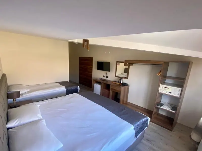 Zümrüt Palas Otel 12