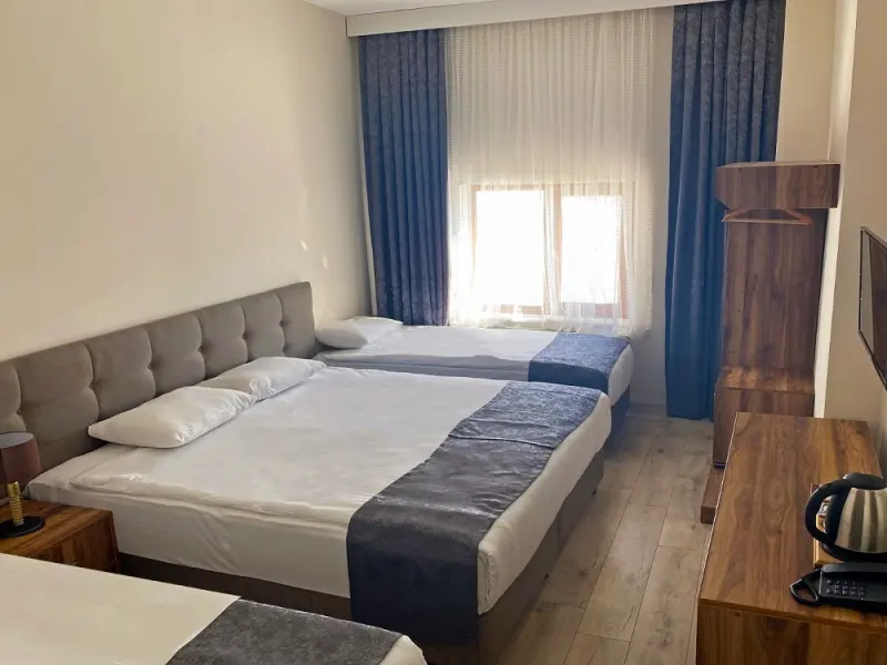 Zümrüt Palas Otel 6