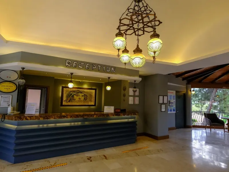 Hotel Pine Valley 18