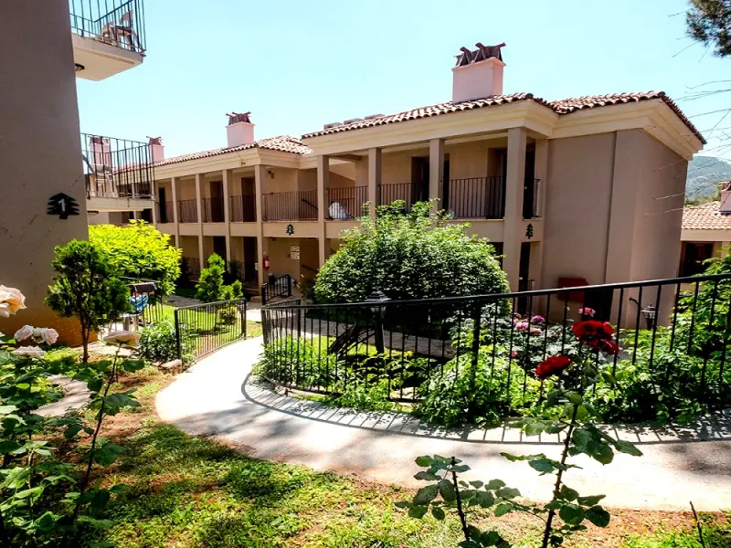 Hotel Pine Valley 4
