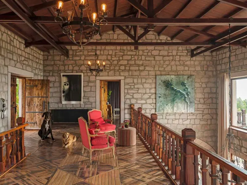 Simurg Inn 6