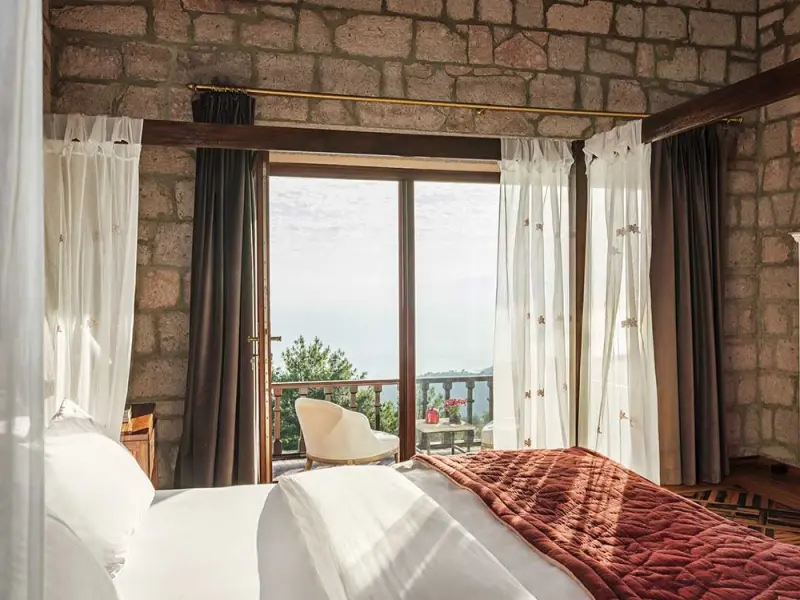 Simurg Inn 7