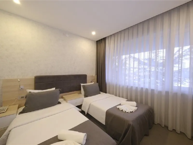 Leto City Hotel 4