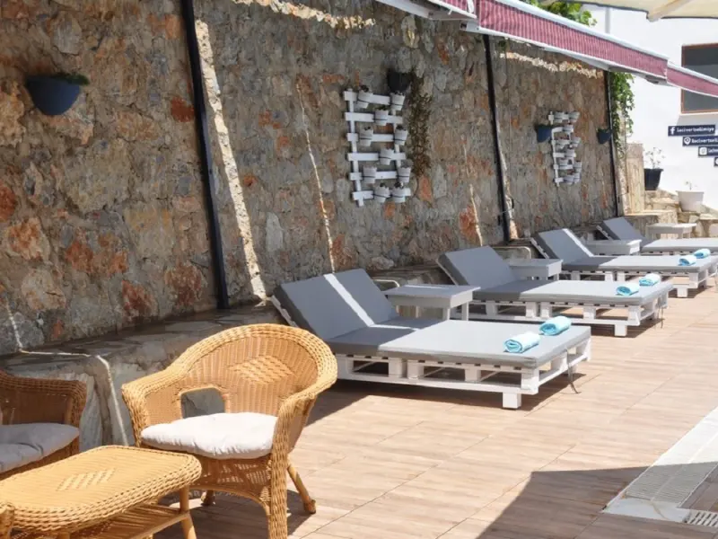 Lacivert Boutique Hotel 4