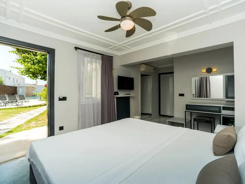 Art Suites Hotel 9