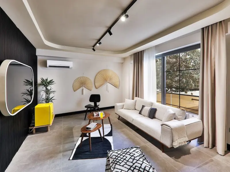 Luff Suites 7
