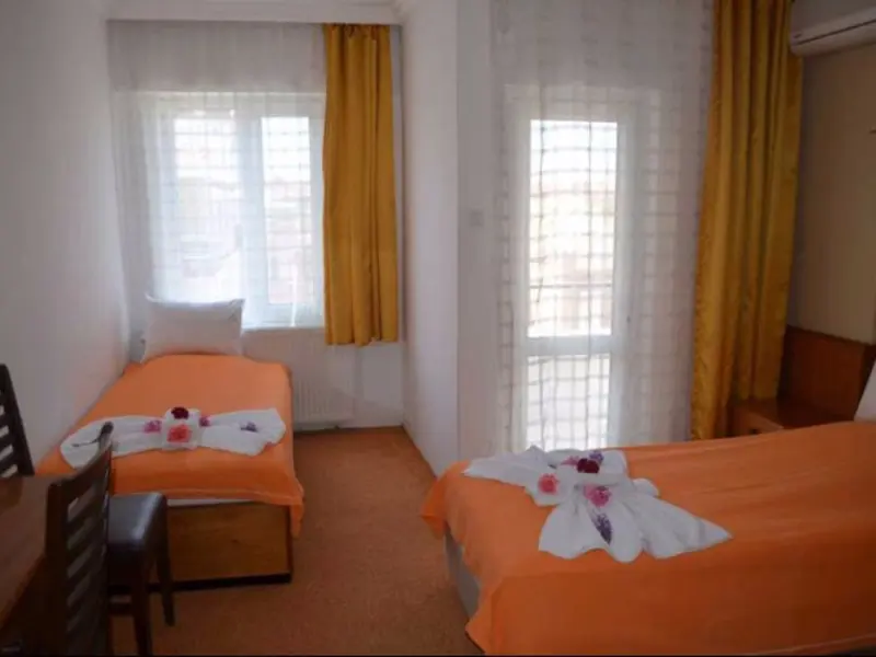 Megaş Hotel 8