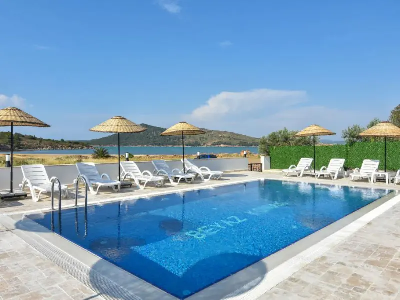 Ayvalık Beyaz Konak 12
