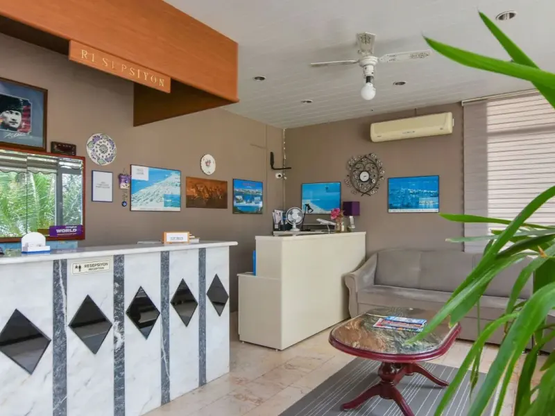 Nil Hotel 13