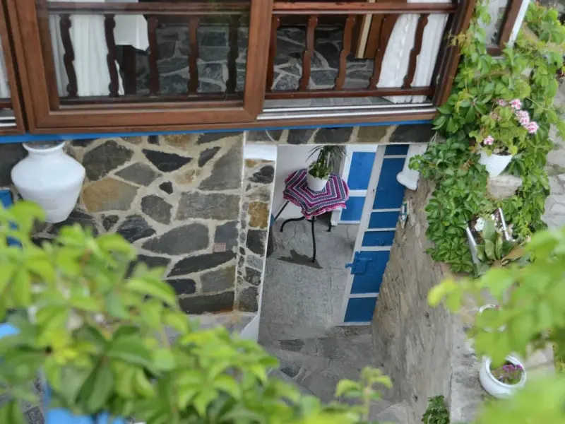 Selanik Pansiyon 15