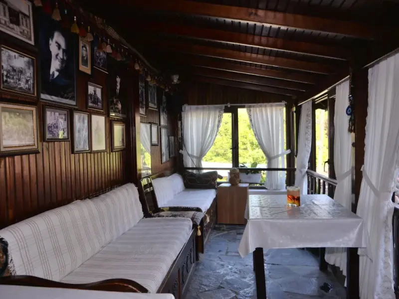 Selanik Pansiyon 16