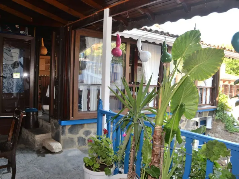 Selanik Pansiyon 8