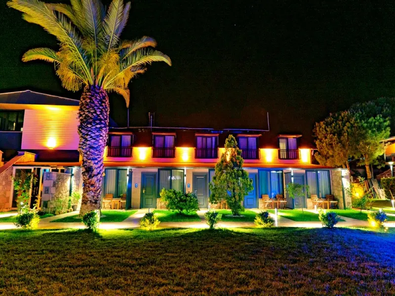 Assos Hunters Hotel 9