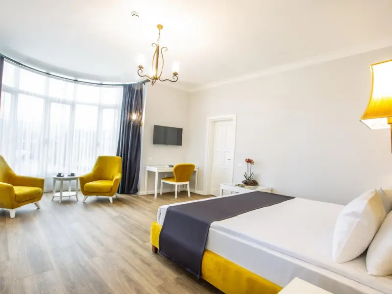 Herakleia Hotel 12