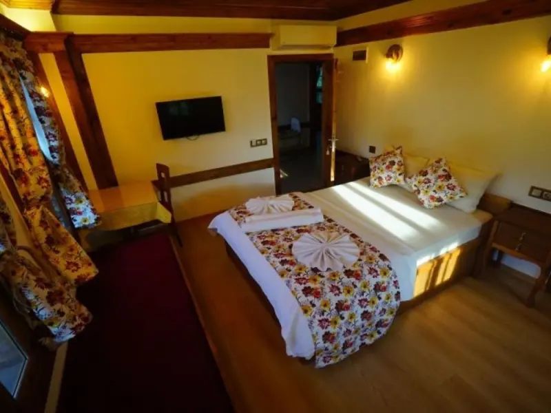 Çeşmeli Konak Hotel Garden 19