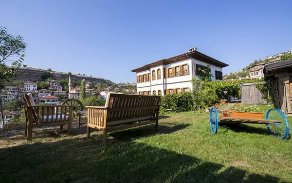 Çeşmeli Konak Hotel Garden 10