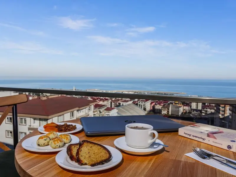 Misal Hotel 1