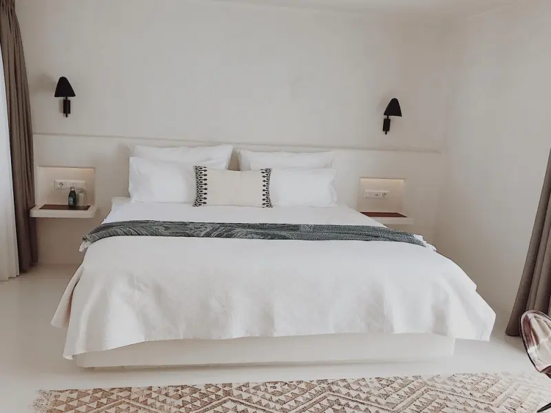 Pilos Suites 12