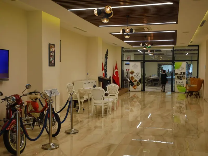 Karpalas City Hotel & Spa 11