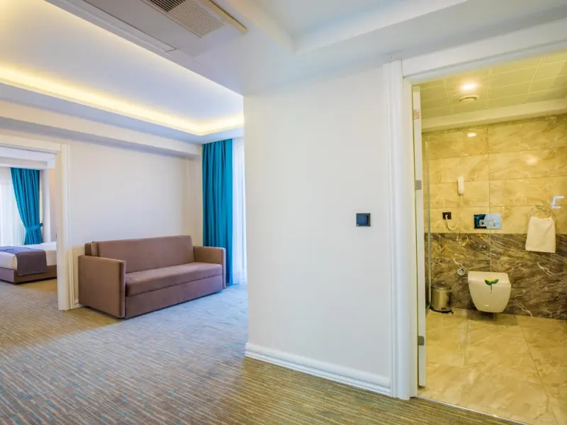 Karpalas City Hotel & Spa 6