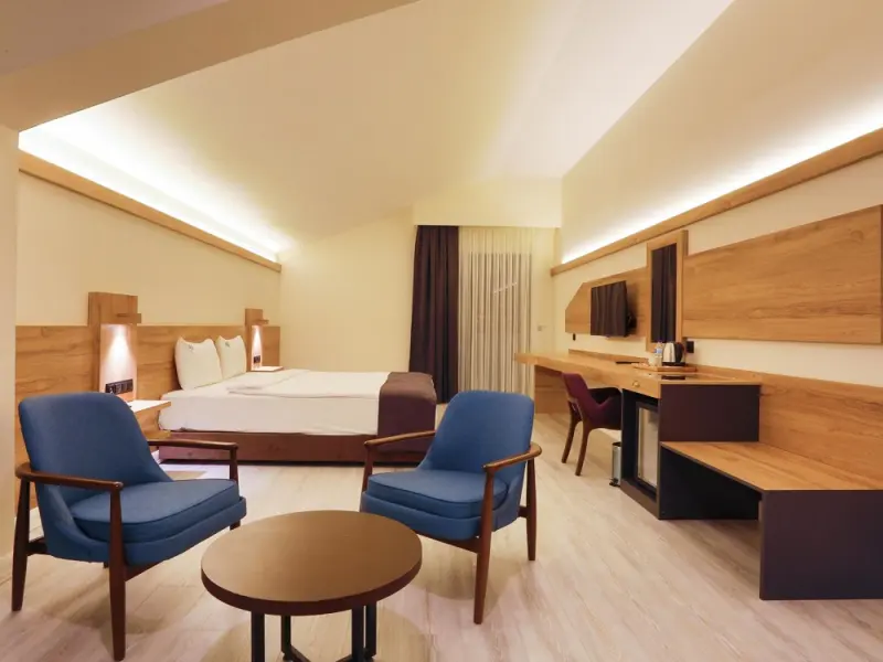 Karpalas City Hotel & Spa 7