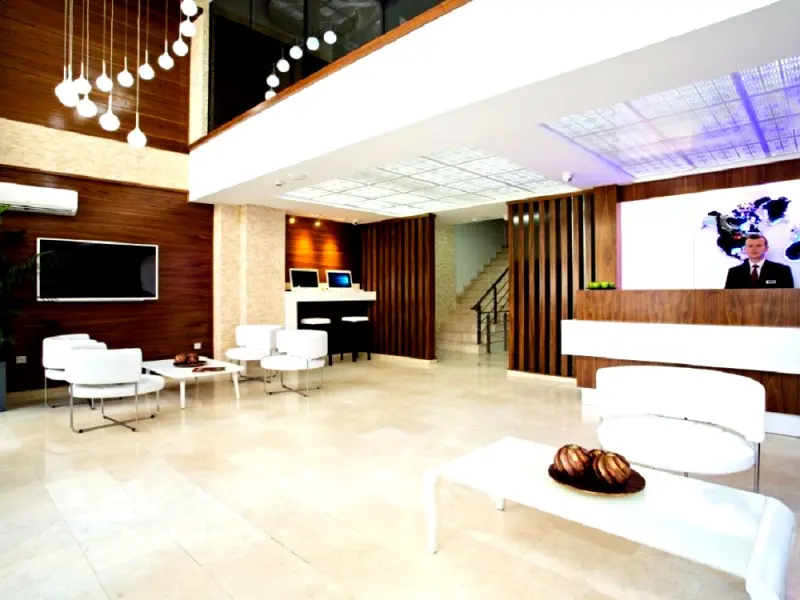 End Glory Hotel 4