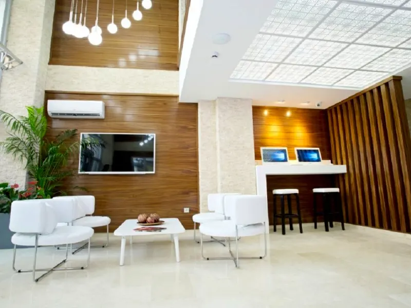 End Glory Hotel 8