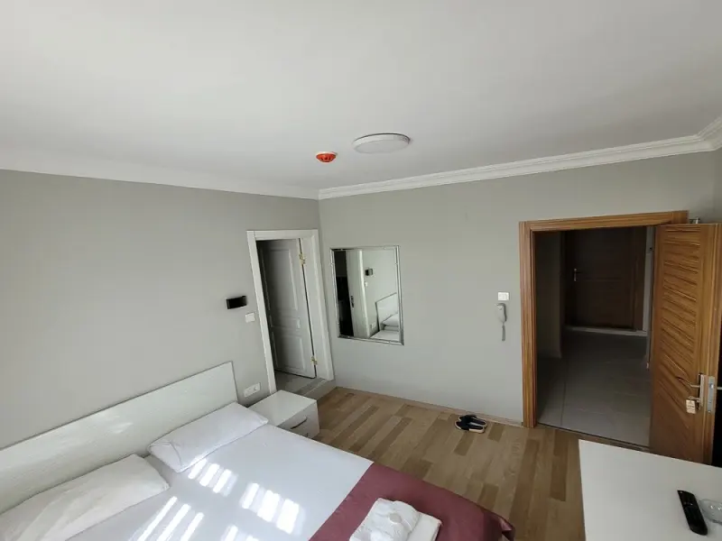 Gold in Hotel 13