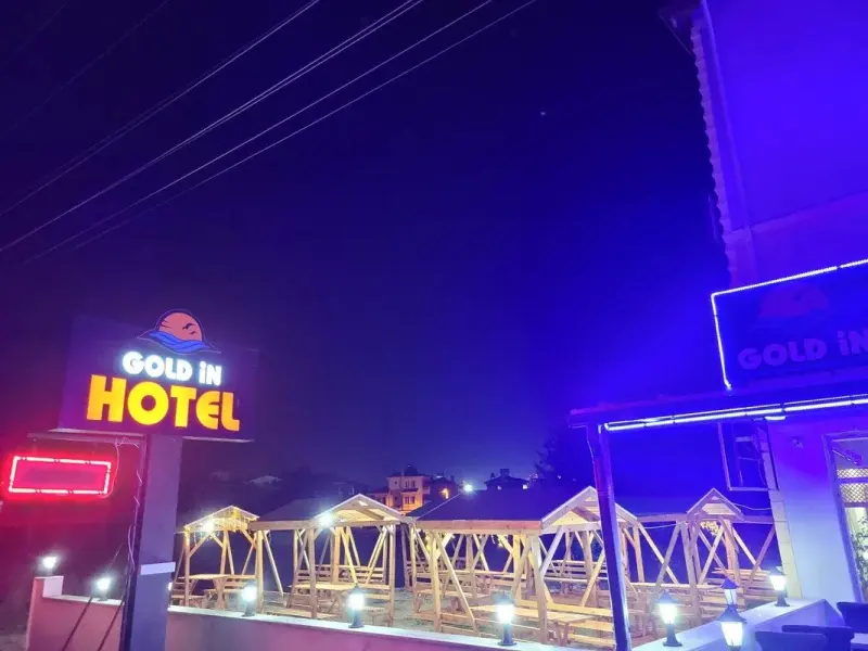 Gold in Hotel 5