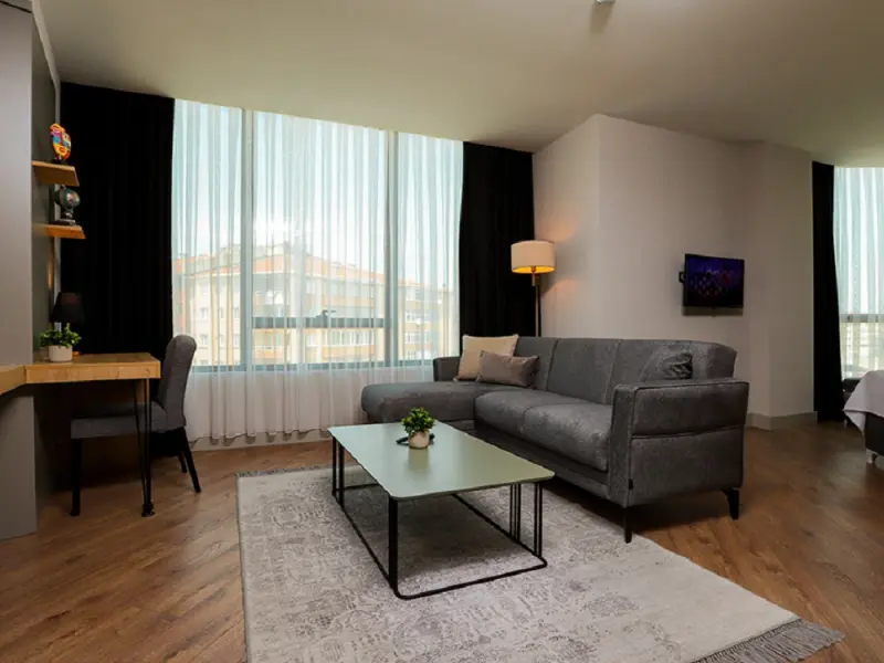 Brand Business Hotel 12
