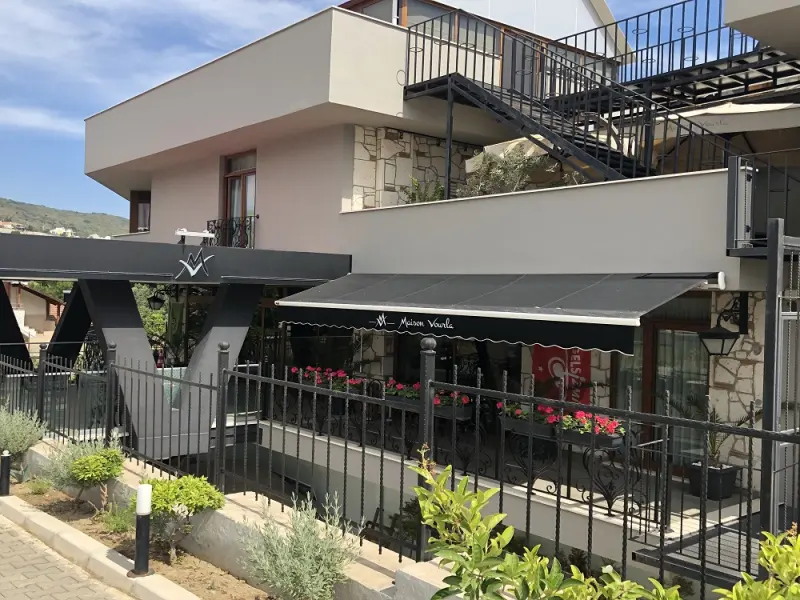 Maison Vourla Hotel 8