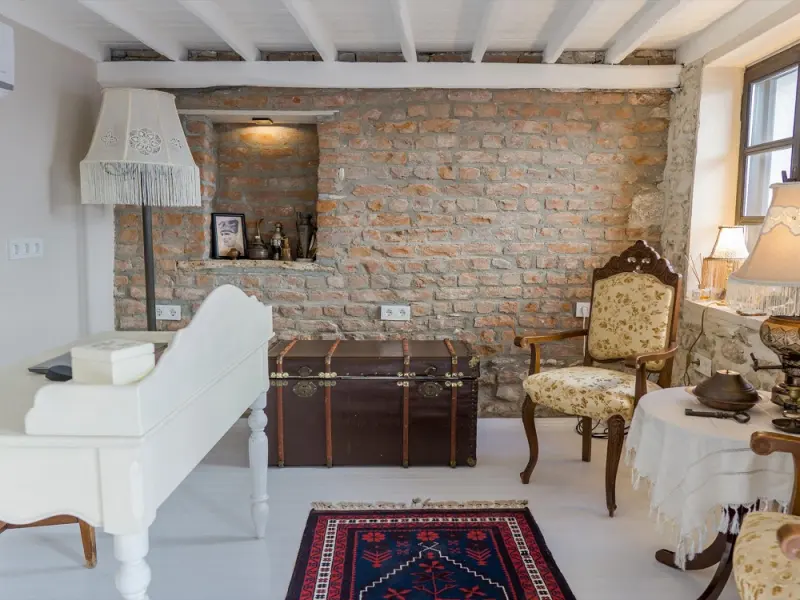 1870's Taş Konak Otel - Sanat Sokağı 3