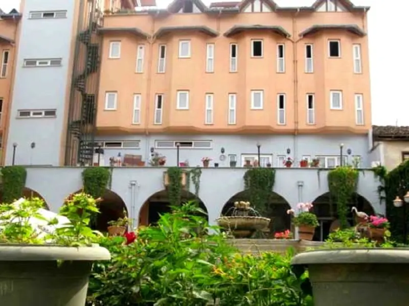Önder Otel 6