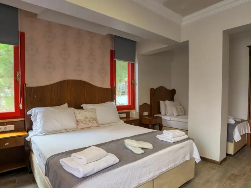 Cunda House Küçük Otel 13
