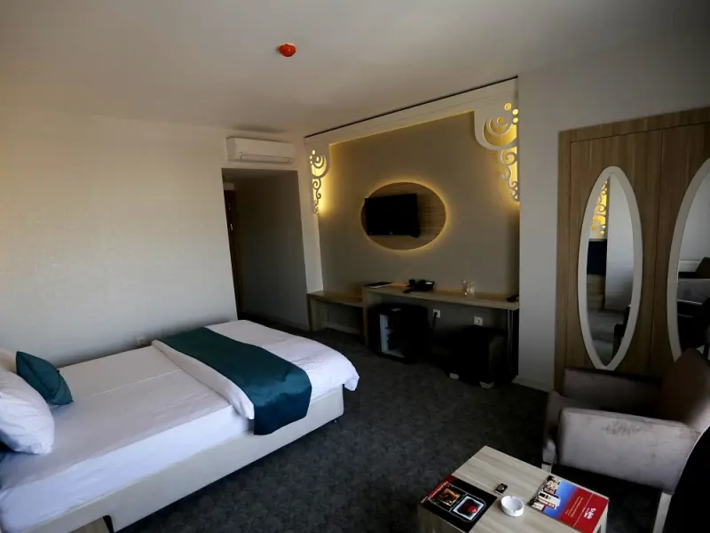 Hotel La Bella Alaşehir 4