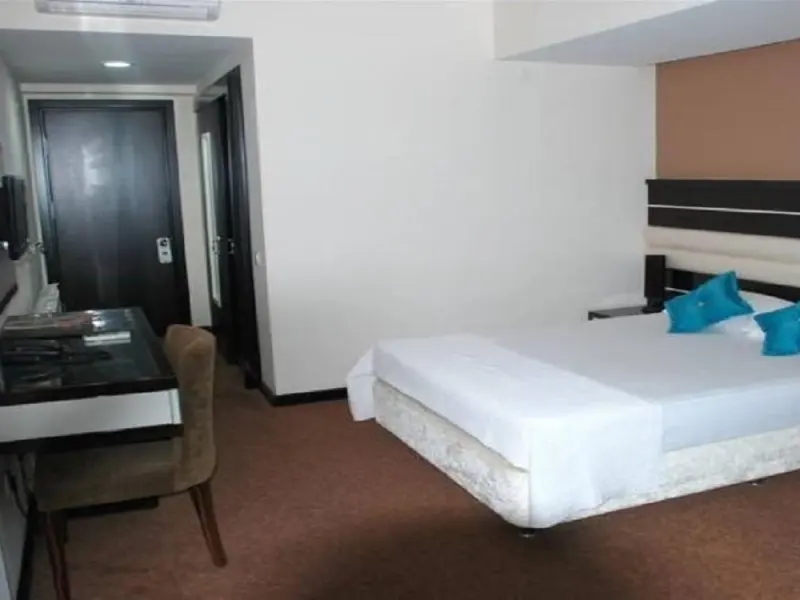 Hotel La Bella Soma 11