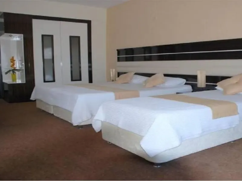 Hotel La Bella Soma 13