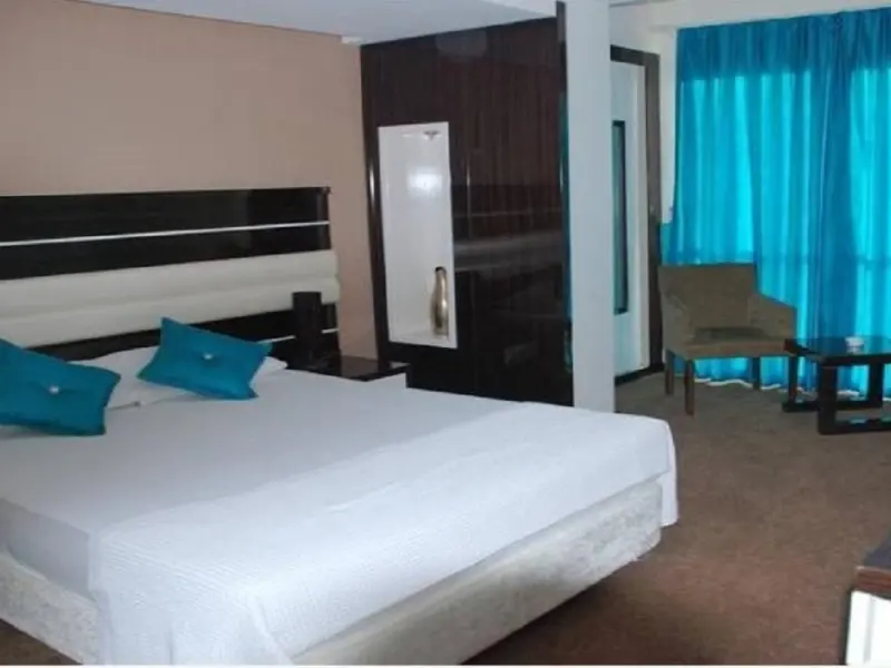 Hotel La Bella Soma 6