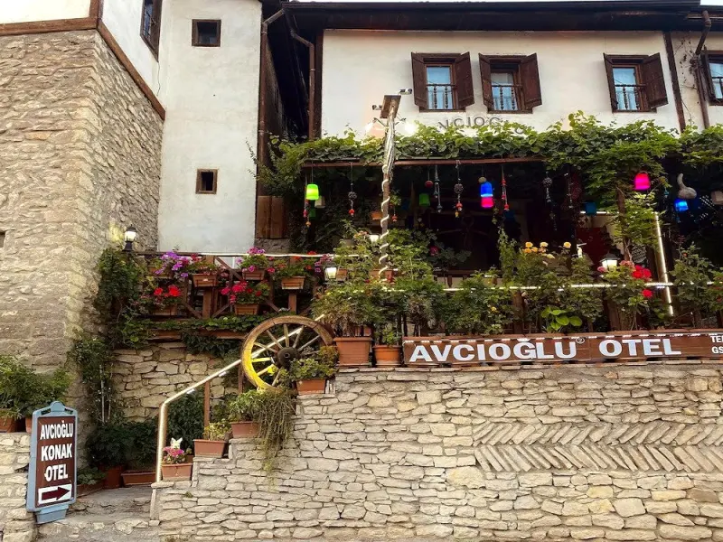 Avcıoğlu Konak Otel 4