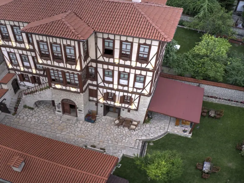 Karaüzümler Konağı 1